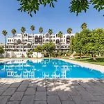 Ground Floor With Direct Access To Swimming Pool *